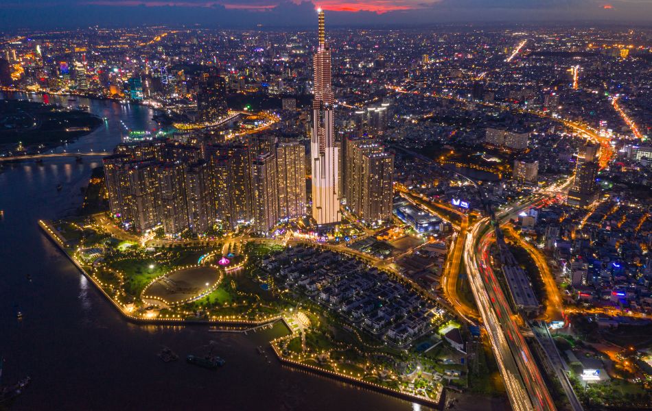 Vận hội Việt Nam 2025: Thách thức nhưng nhiều cơ hội