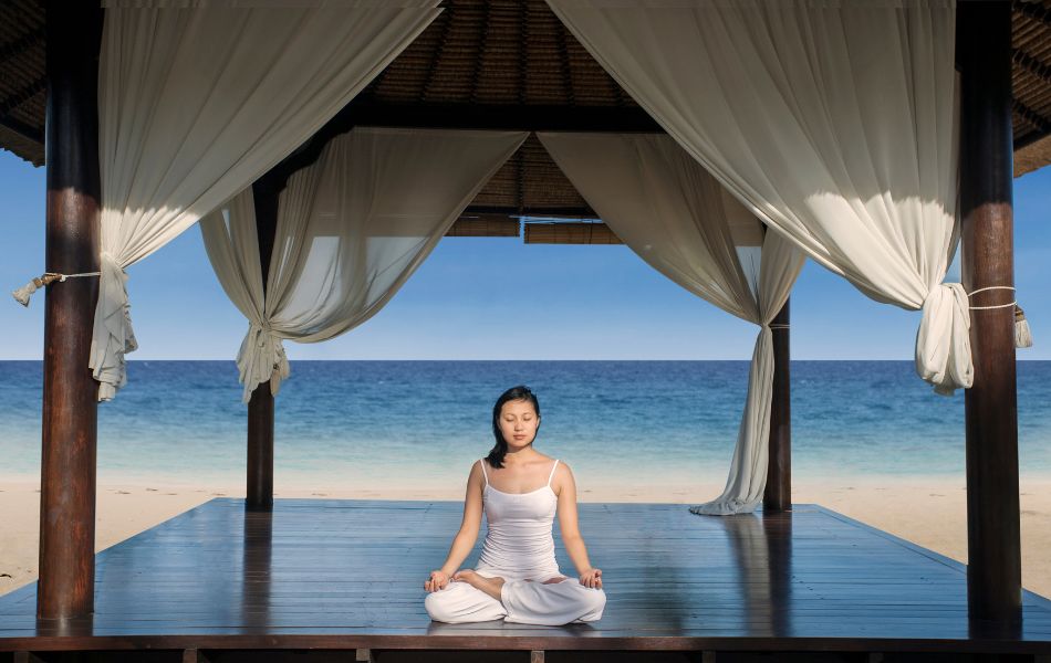 Cơ chế hoạt động của Tinh dầu Vegan Hằng Phan 3 Tinh dầu Vegan rất thích hợp với Yoga, thiền định... cho tâm trí an lành