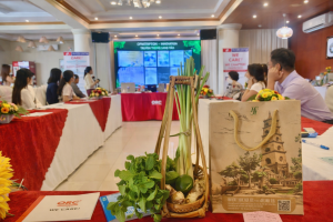 ChatGPT Image 10 16 43 17 thg 4 2026